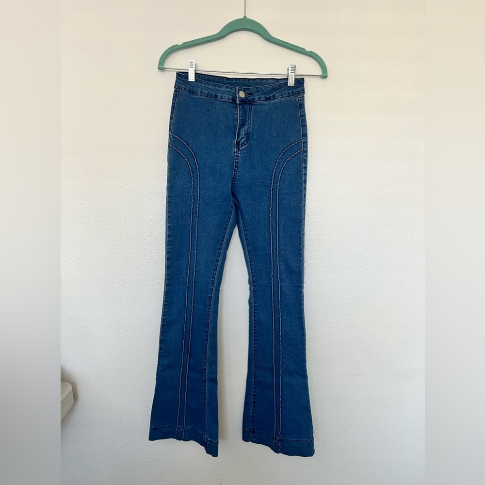 Women’s button flare Jeans 👖